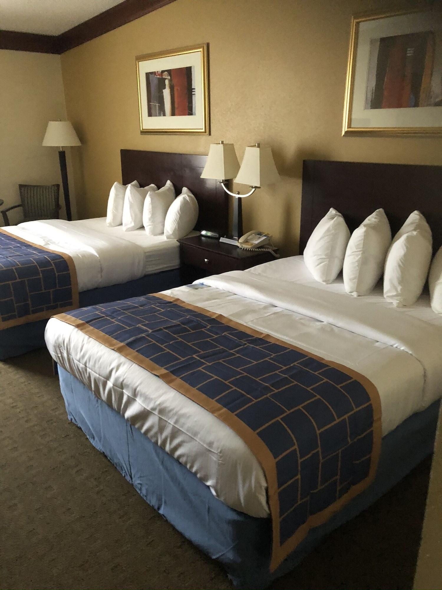 Days Inn & Suites By Wyndham Tahlequah Extérieur photo